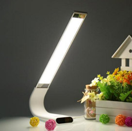 Touch Switch Rechargeable LED Adjustable Brightness Eye Protection Table Lamp